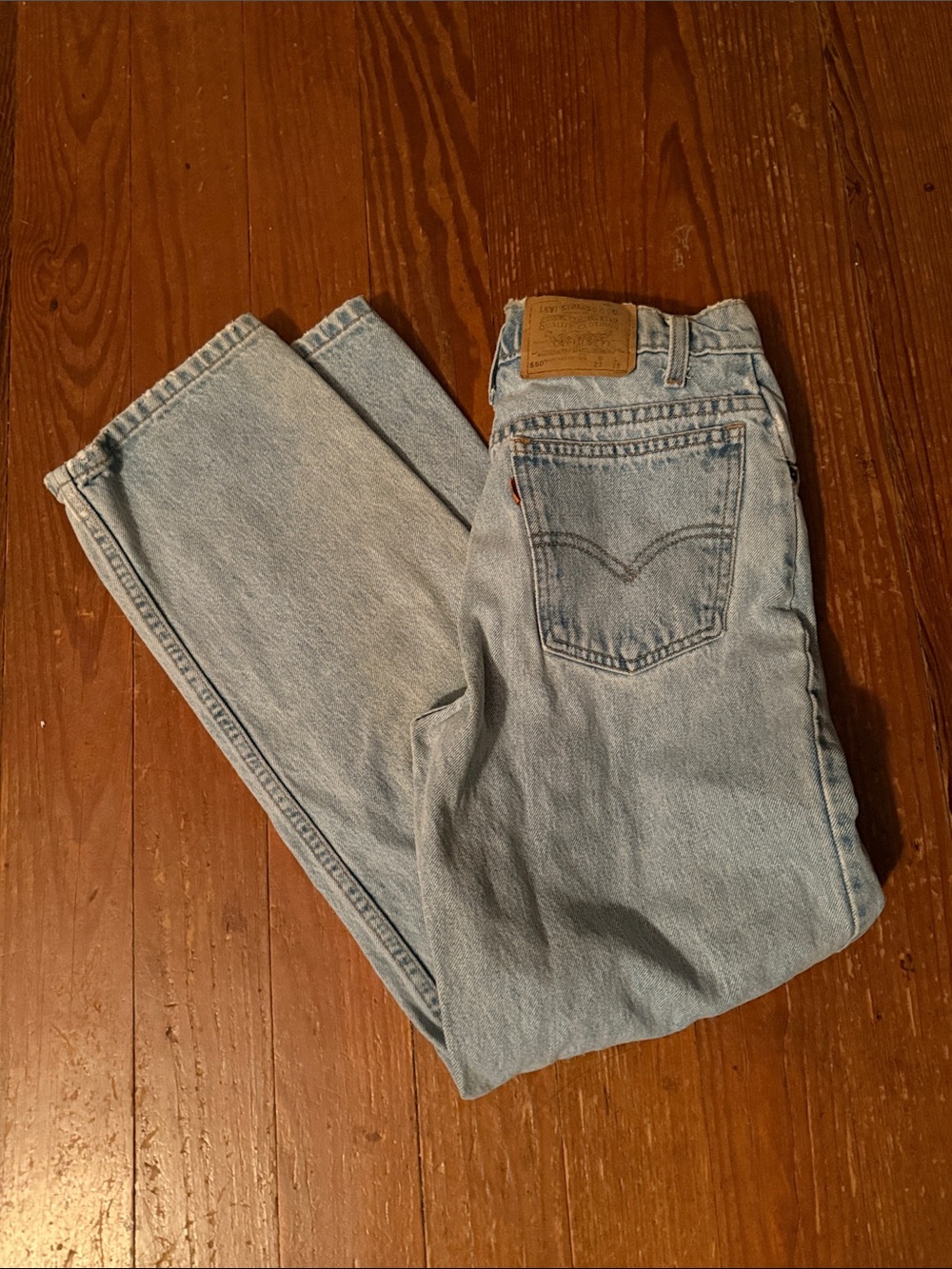 Levi's Vintage Orange Tab 550 Relaxed Fit student cut Jeans